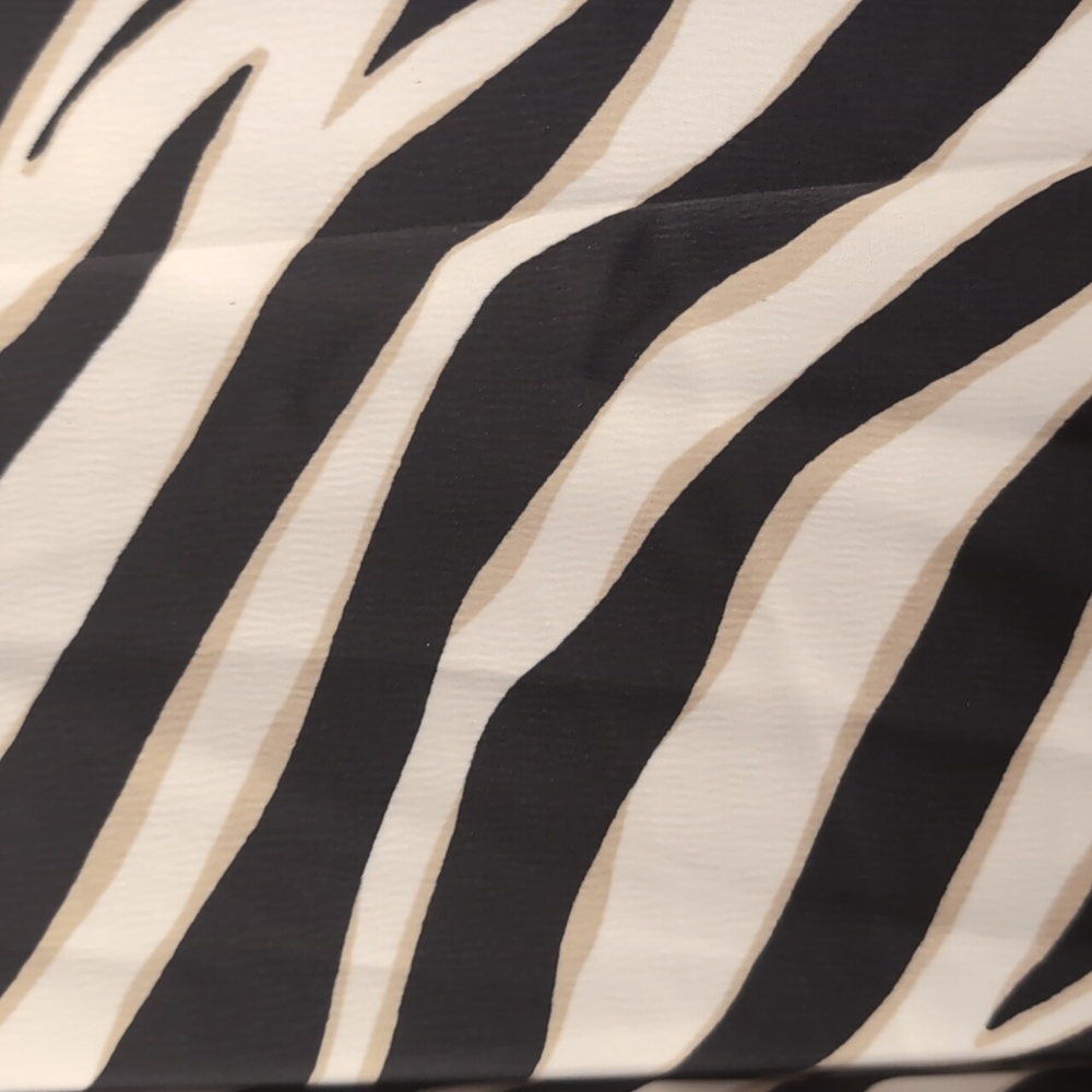 Zebra Pattern Pants - Picture 3 of 12